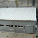 Cerramiento acustico. Insonorización de maquinaria mediantes paneles absorbentes y ventana acústica. Insonorizar pared insonorizar habitación e insonorizar techo mediante una cabina insonorizada